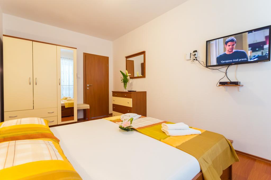 Apartments Slavica Pomena Bilik gambar