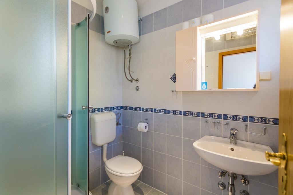Apartments Slavica Pomena Luaran gambar