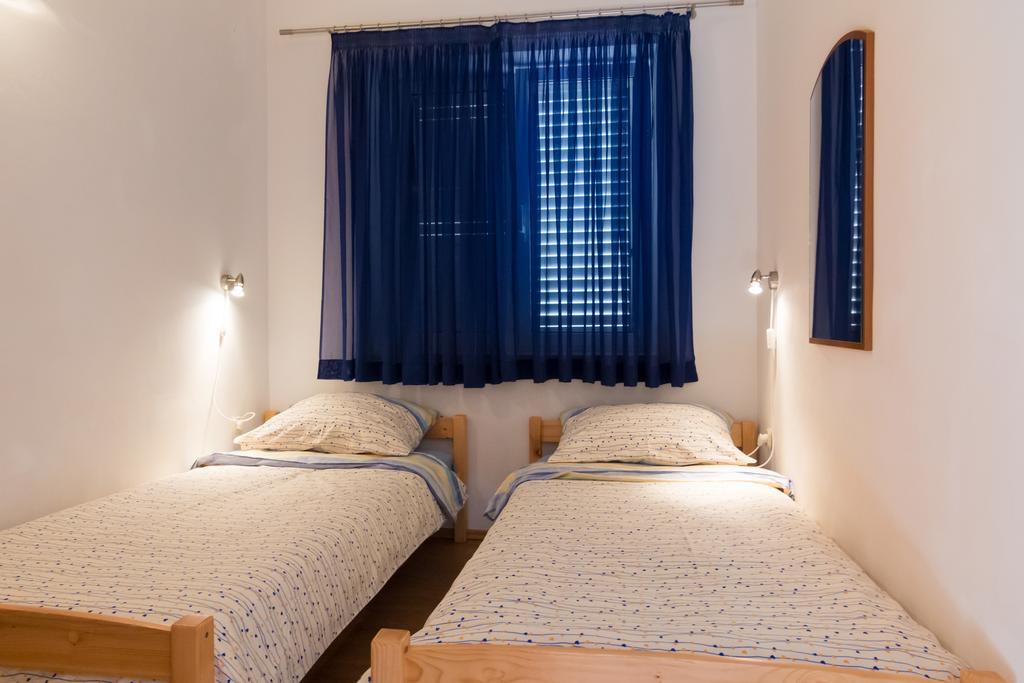 Apartments Slavica Pomena Luaran gambar